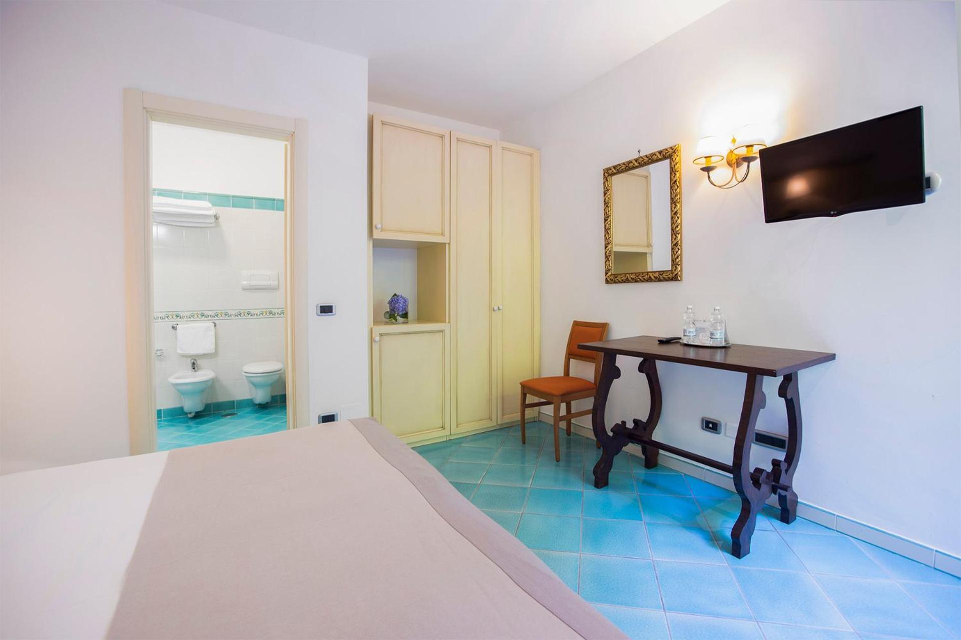 Hotel L'Antica Torre Del Porto Palinuro Esterno foto