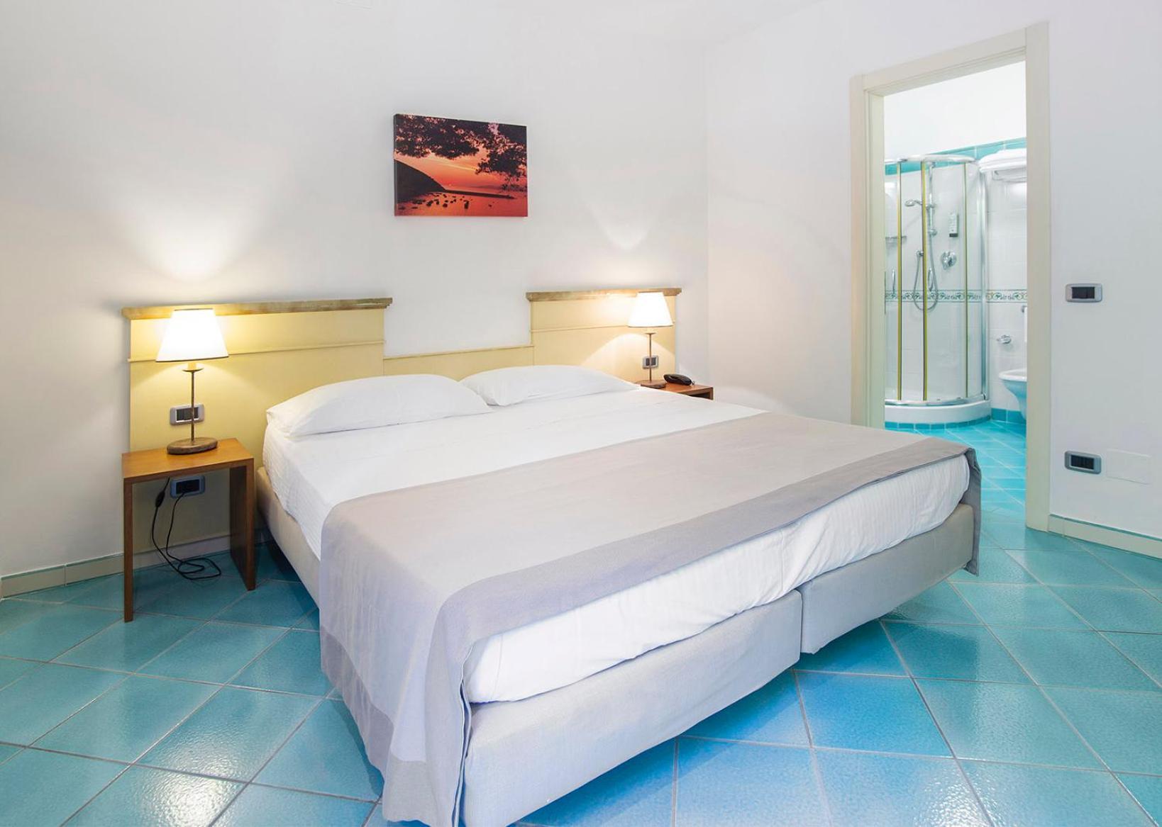 Hotel L'Antica Torre Del Porto Palinuro Esterno foto