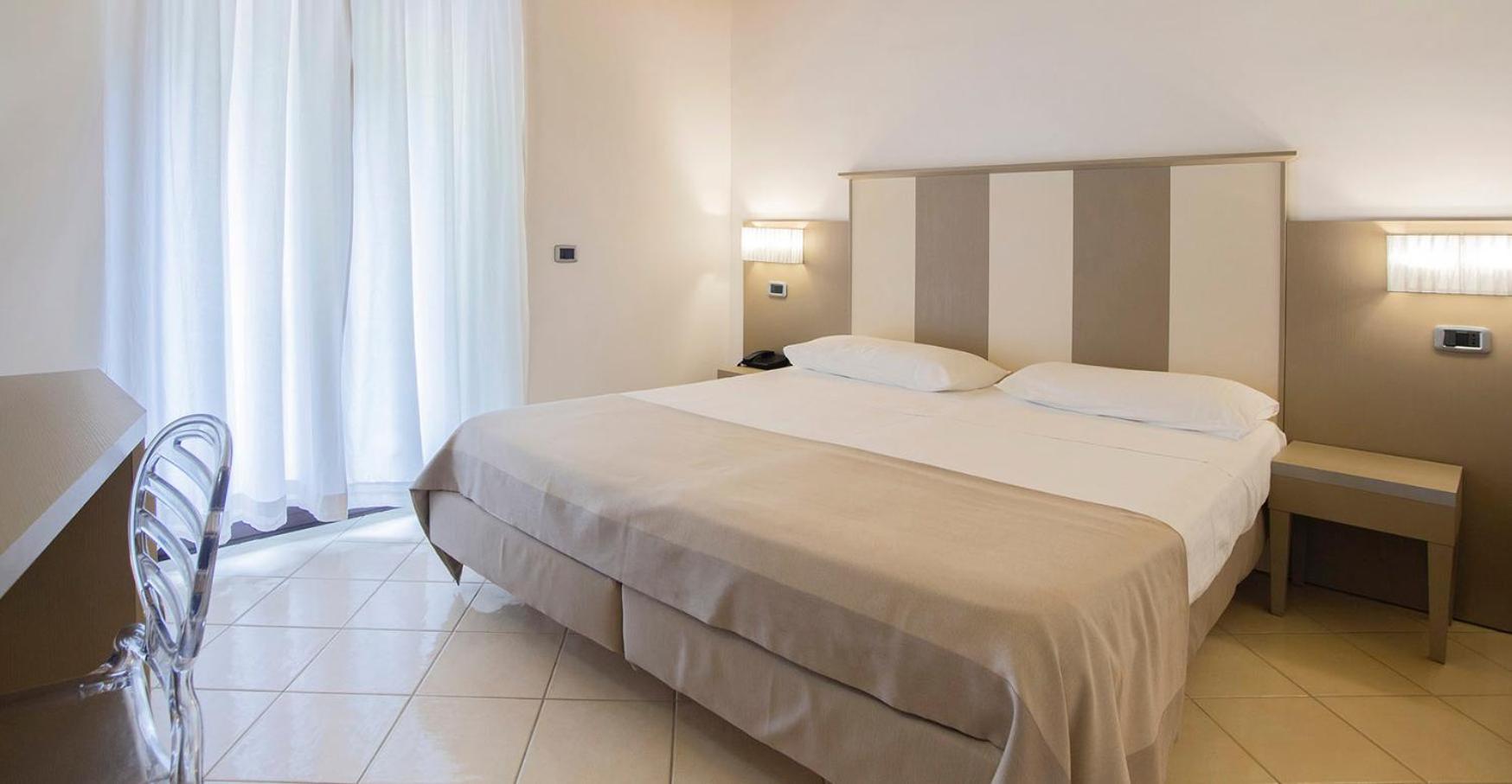 Hotel L'Antica Torre Del Porto Palinuro Esterno foto