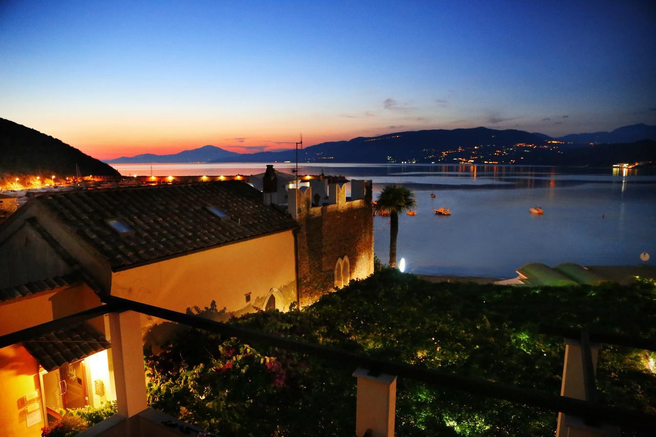 Hotel L'Antica Torre Del Porto Palinuro Esterno foto
