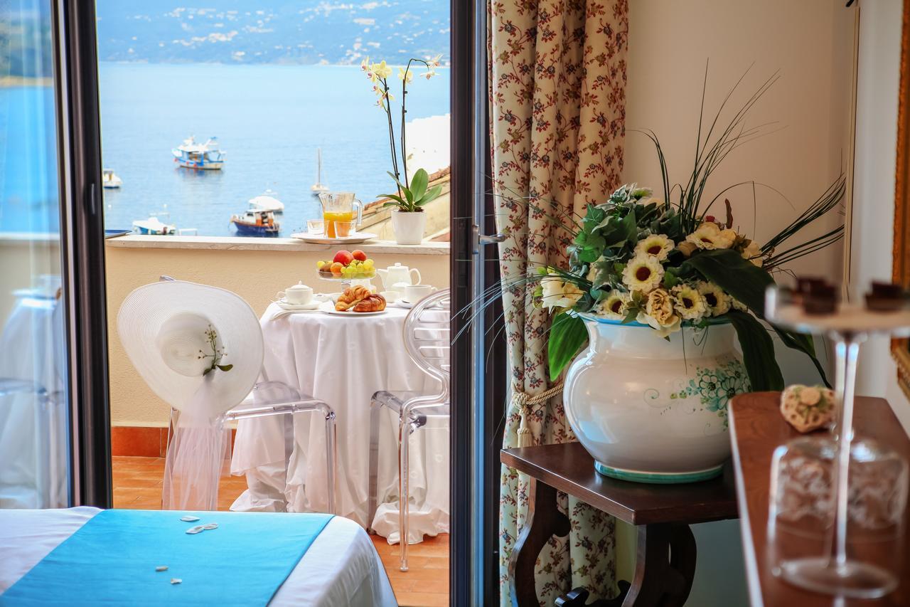 Hotel L'Antica Torre Del Porto Palinuro Esterno foto